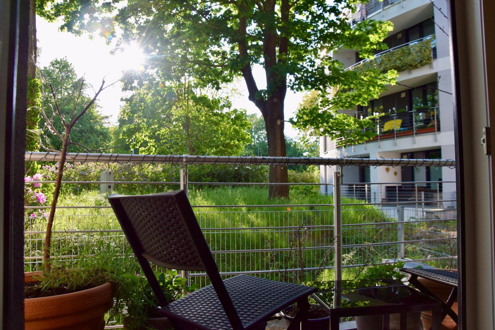 Stilvolle Wohnung Mit Balkon & Parkplatz Rostock Kültér fotó